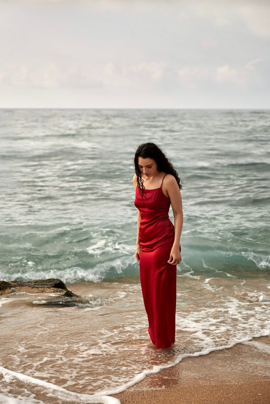 Vestido lencero de seda rojo